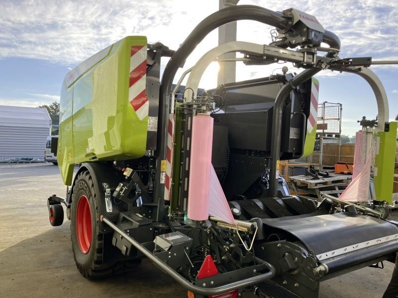 Claas ROLLANT 630 RC UNIWRAP