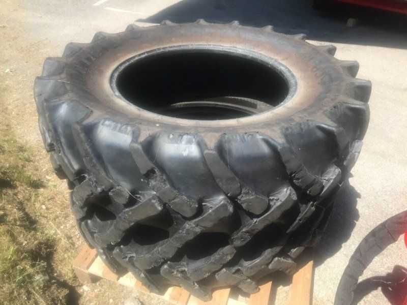 TRAKTOR Reifen MITAS 380/85R28