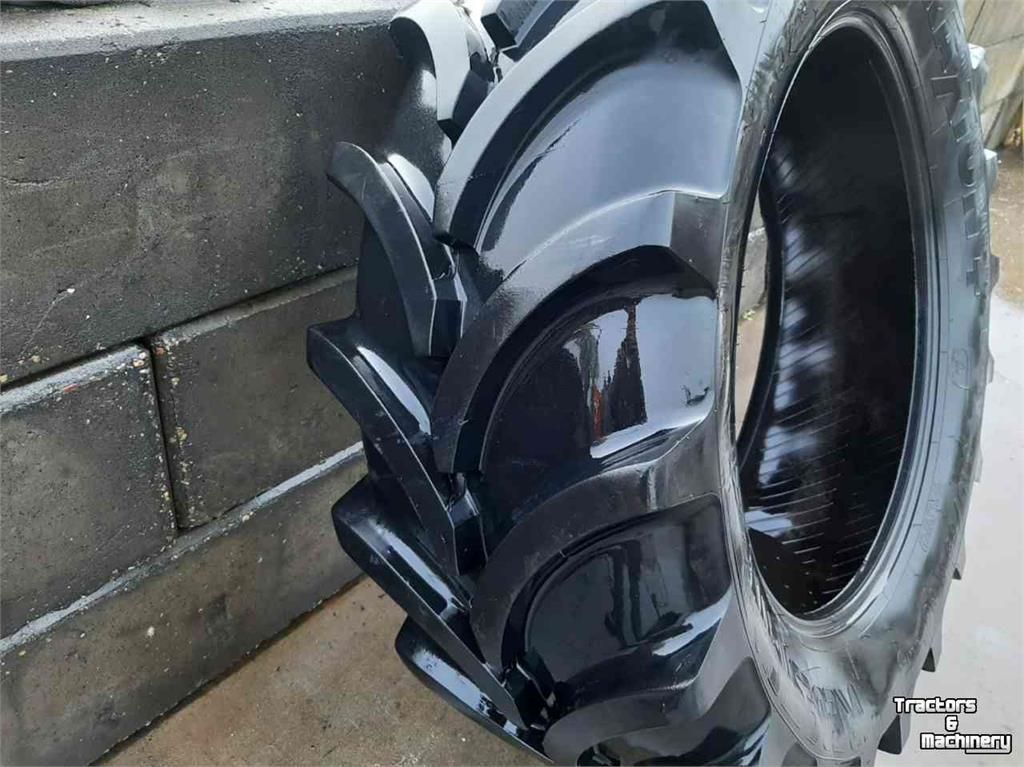 Vredestein 540/65XR38 5465R38 Vredestein