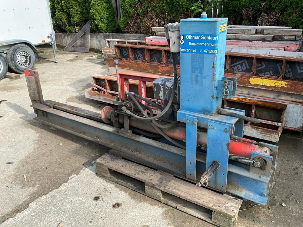 Hydraulischer Holzspalter