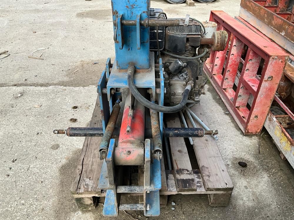 Hydraulischer Holzspalter