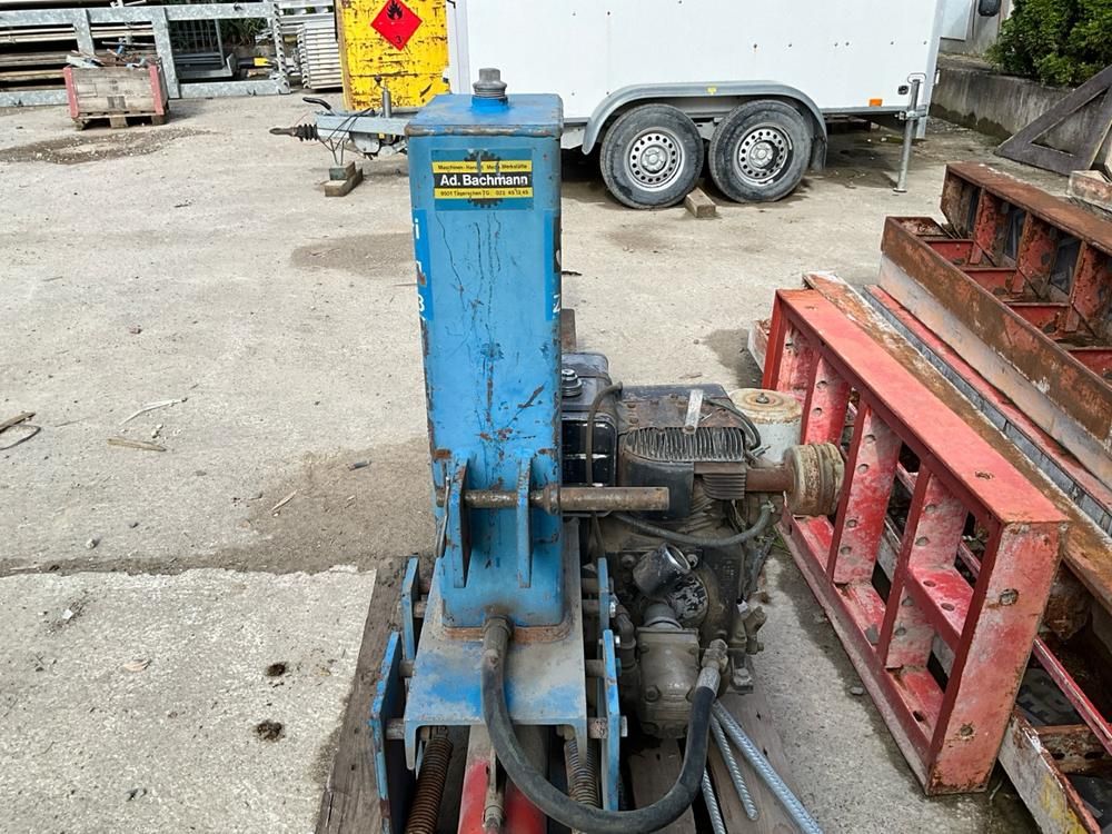 Hydraulischer Holzspalter