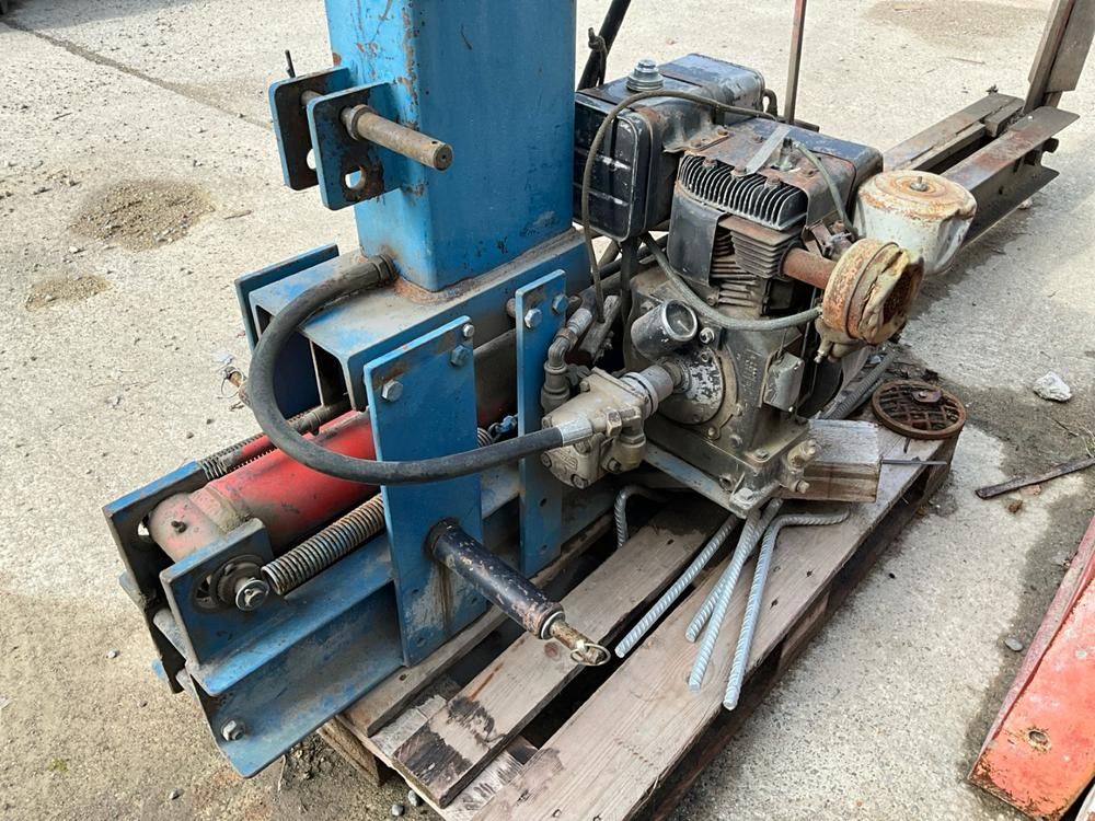 Hydraulischer Holzspalter