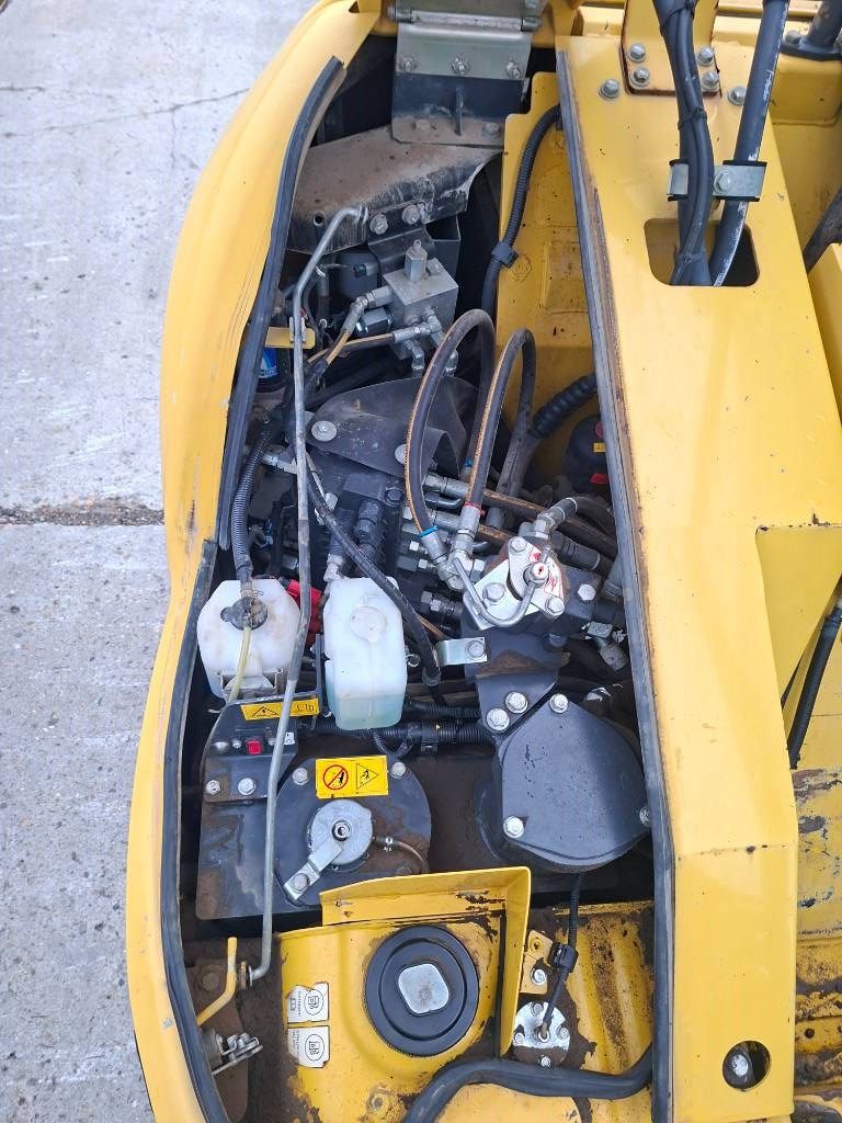 Komatsu PC 88 MR-8