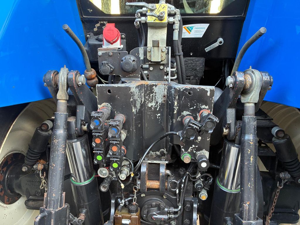 New Holland T7530