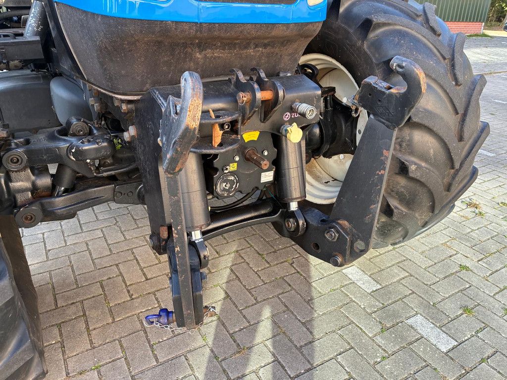 New Holland T7530
