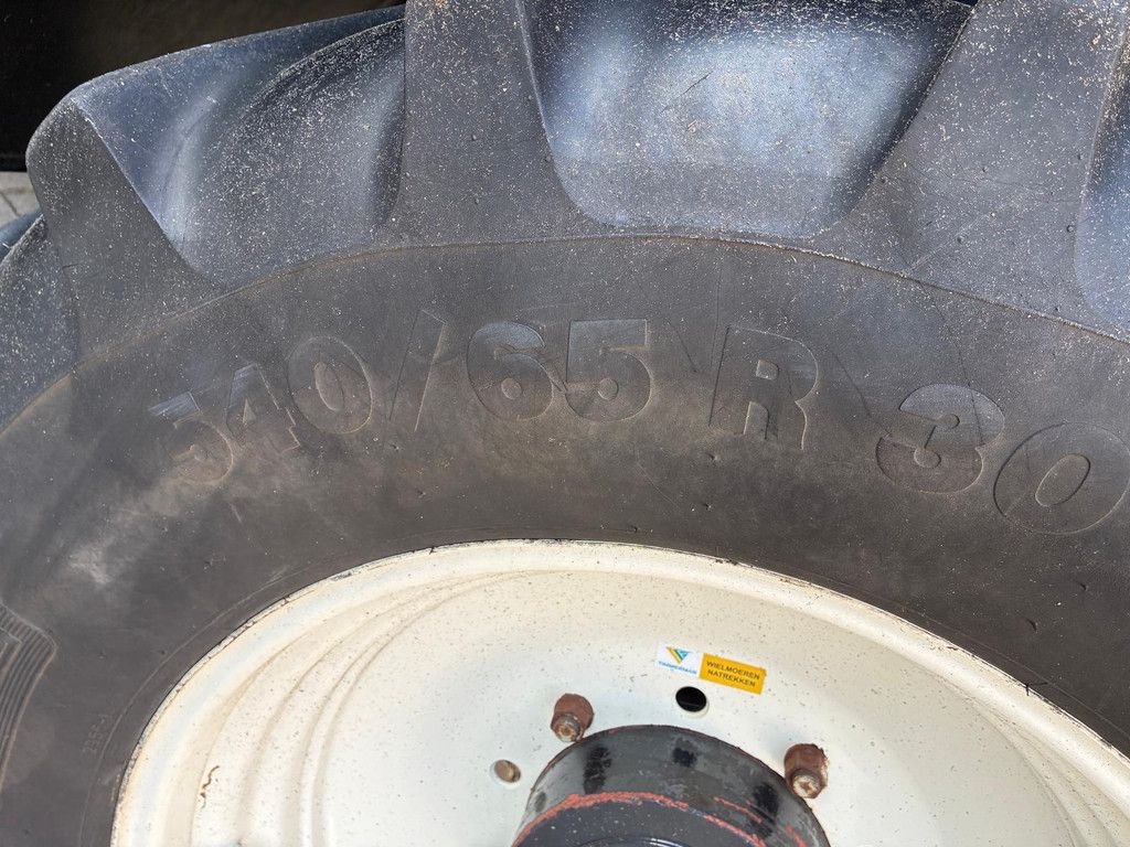 New Holland T7530