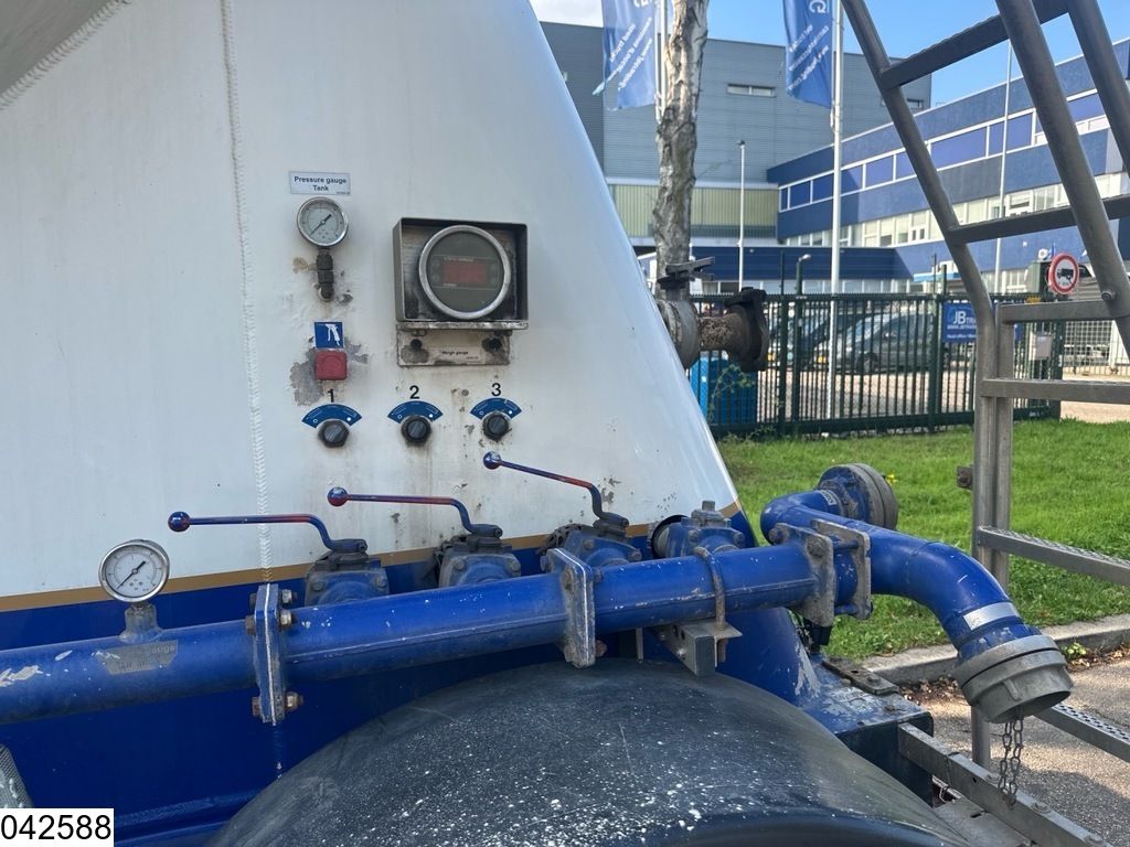 Feldbinder Silo 40.000 Liter, 1 Comp
