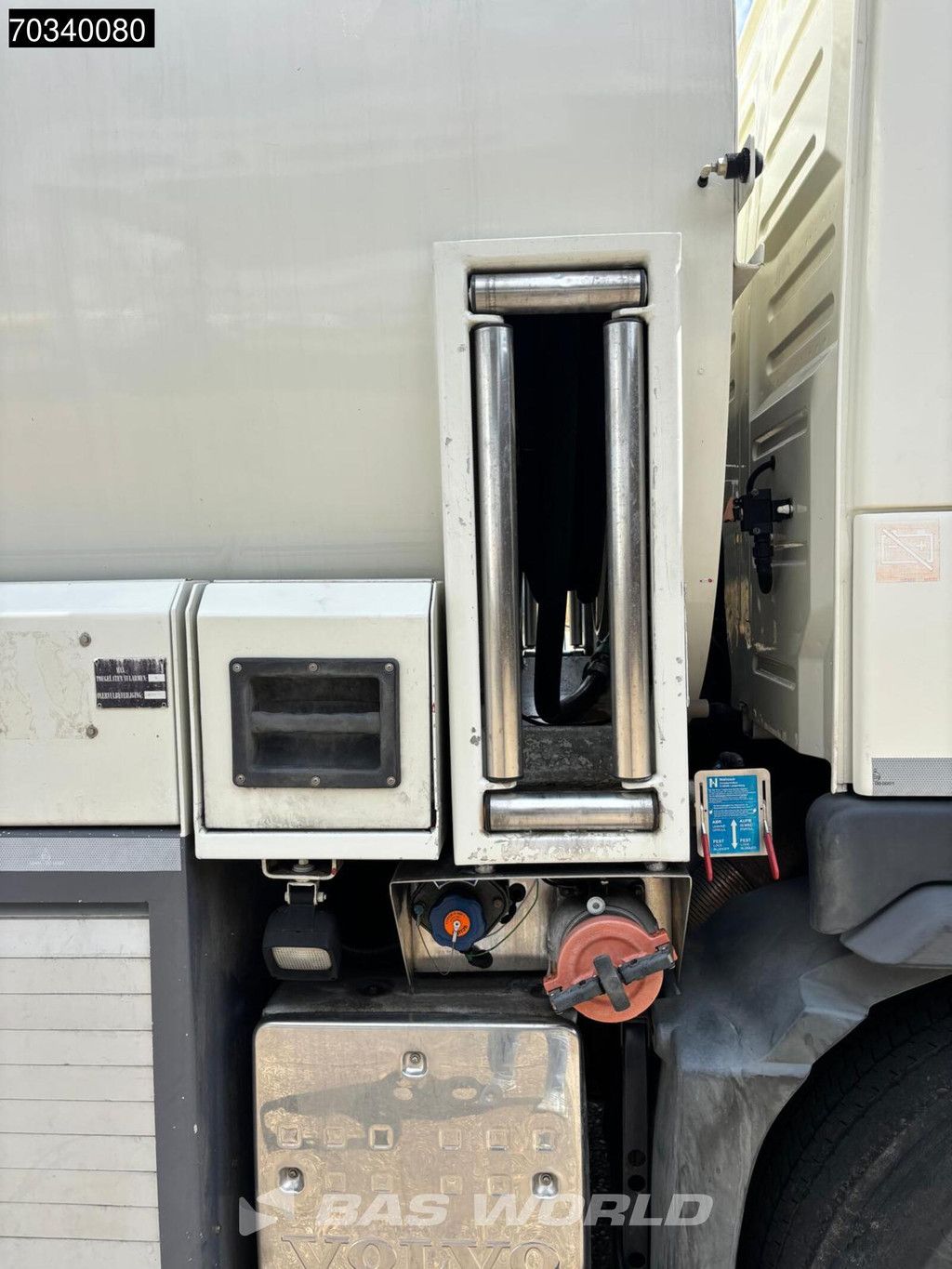 Volvo FM 330 6X2