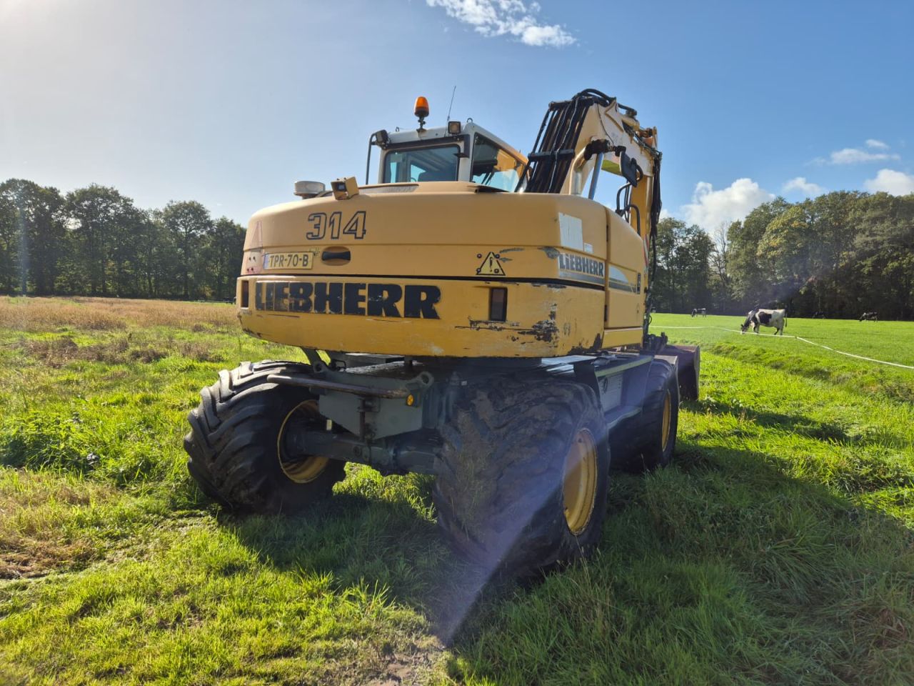 Liebherr A 314 Litronic