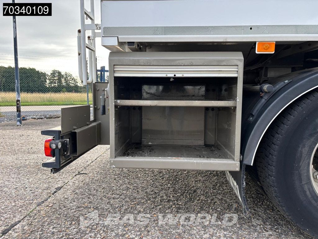 Volvo FM 330 6X2