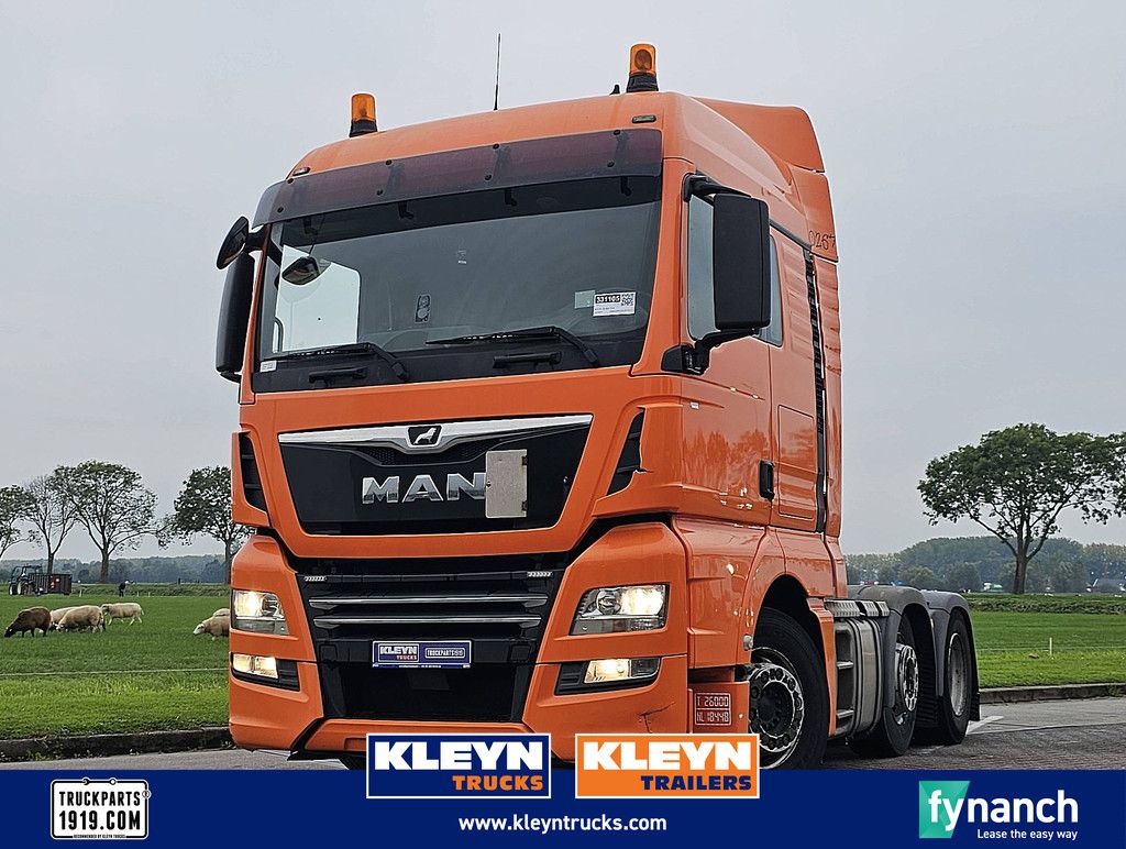 M.A.N. 26.460 TGX 6x2/2 BLS Sleeping Cabin Airco Spring Air Suspension WB 2600+1350 mm