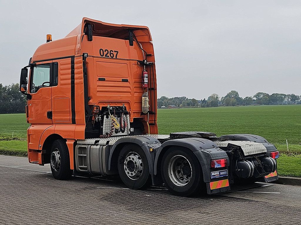 M.A.N. 26.460 TGX 6x2/2 BLS Sleeping Cabin Airco Spring Air Suspension WB 2600+1350 mm