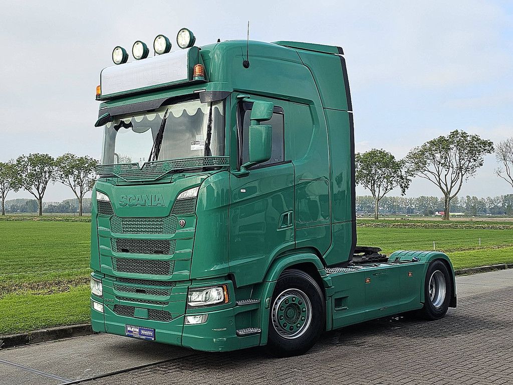 SCANIA S450