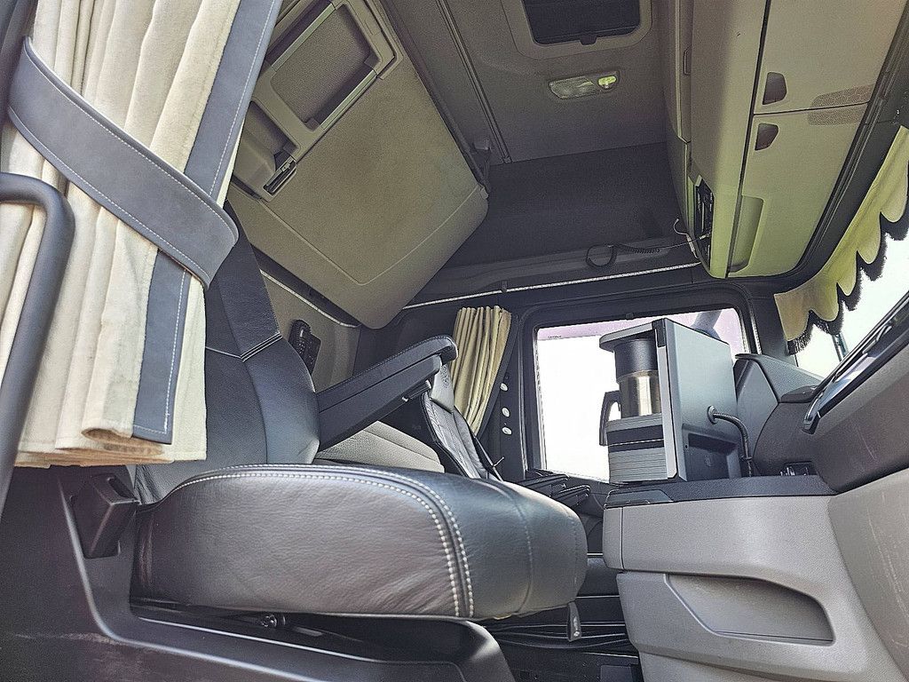 SCANIA S450