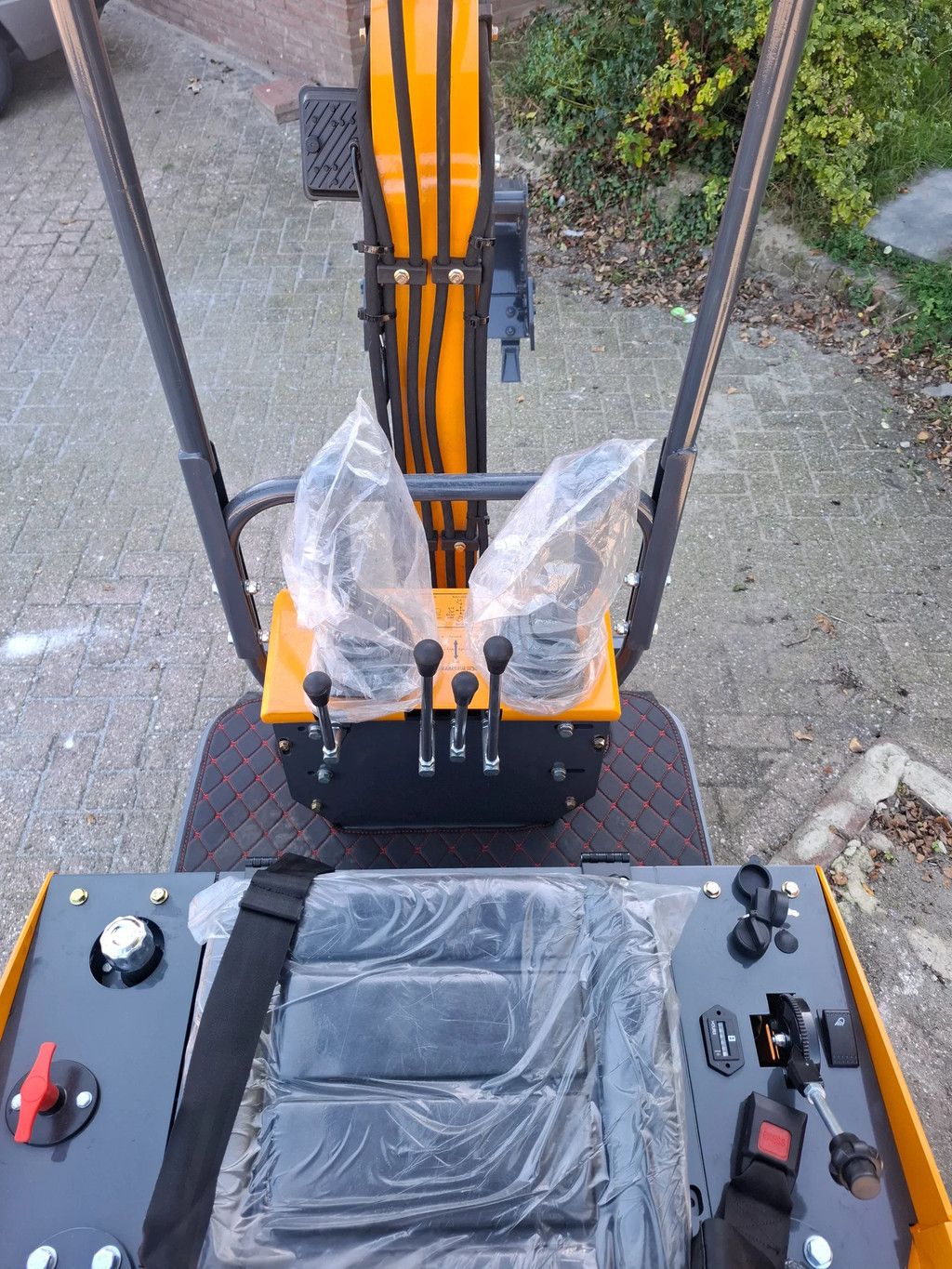 NIEUWE CMH HT10 1tons minigraver