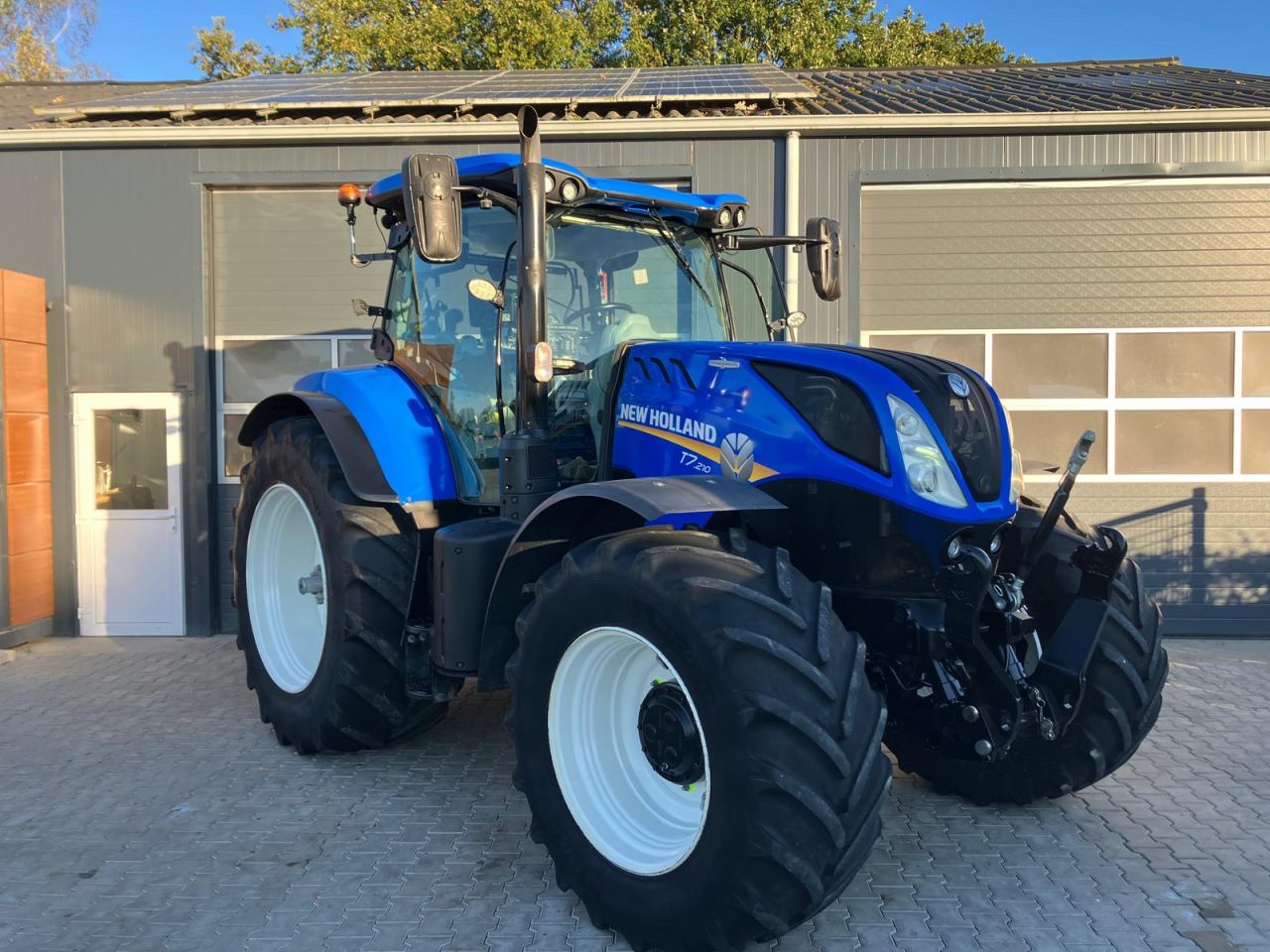 New holland T7.210 auto command