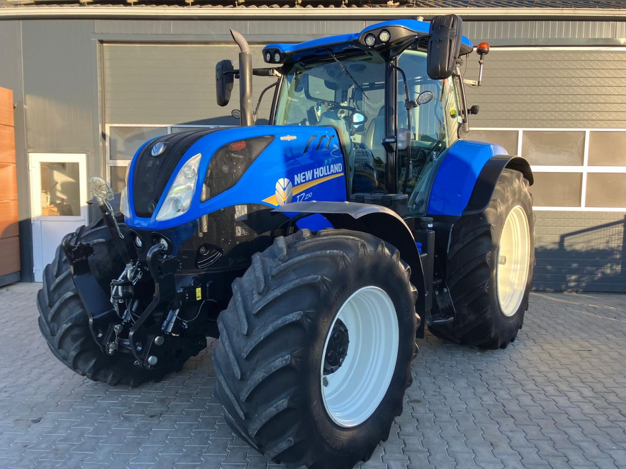 New holland T7.210 auto command