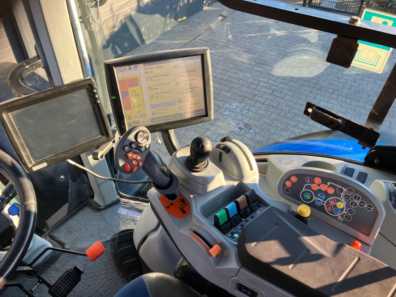 New holland T7.210 auto command