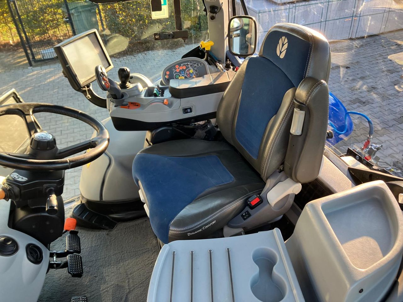 New holland T7.210 auto command