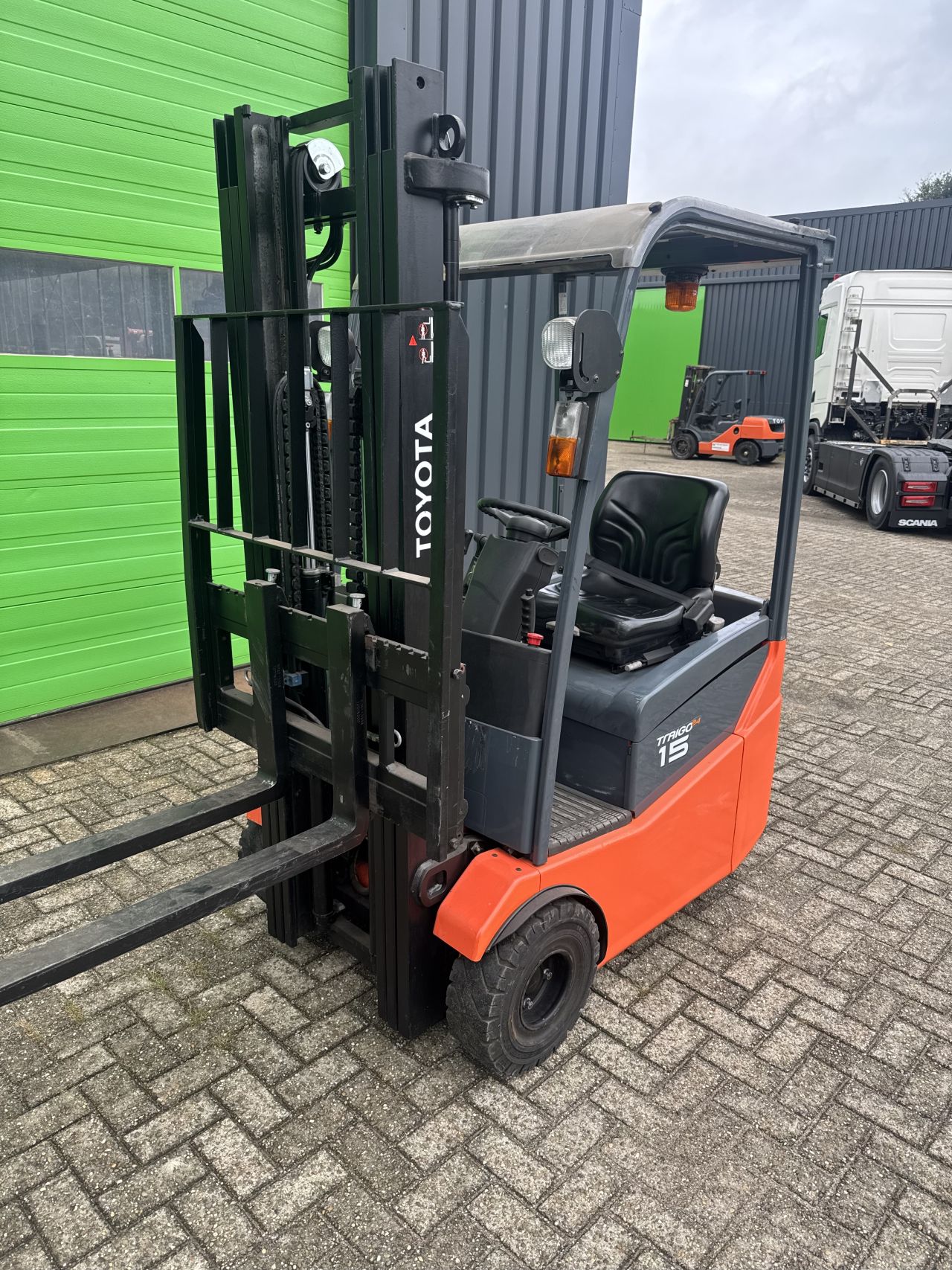 Super nette Toyota 7FBEST15, Triplex 5,00M, accu 2023