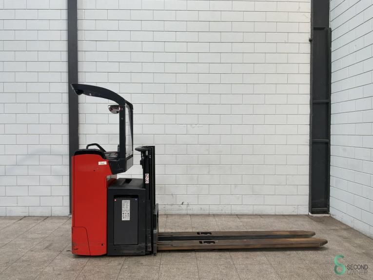 Stackers Electric Linde L14R (1173) 2018