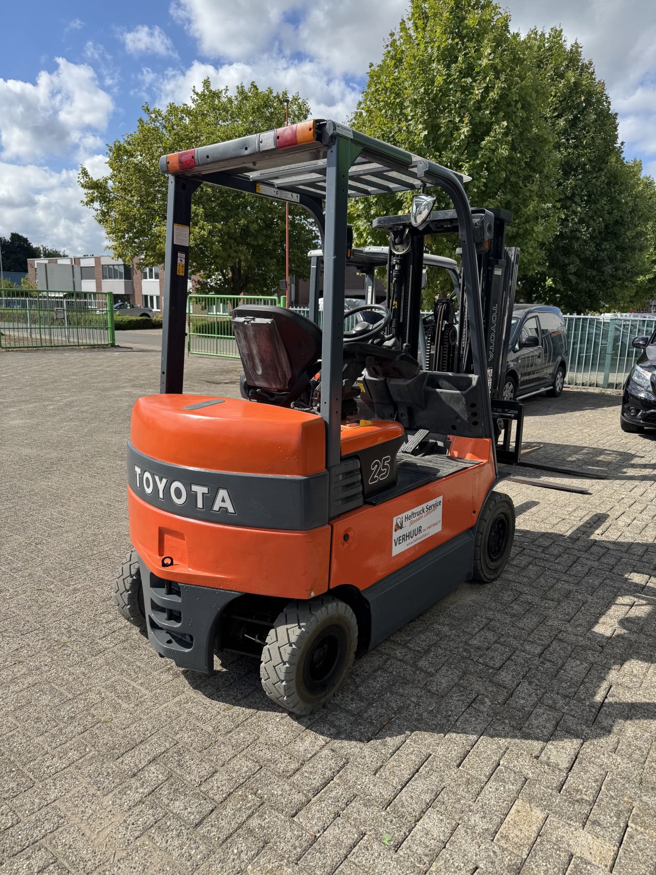 Super nette Toyota 7FBMF25, Triplex 4,70M, accu 2021