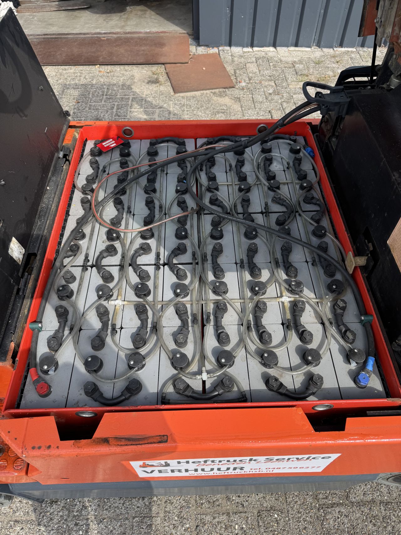 Super nette Toyota 7FBMF25, Triplex 4,70M, accu 2021