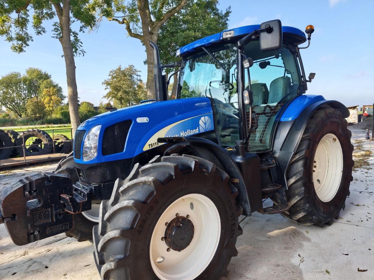New Holland TS 115 A