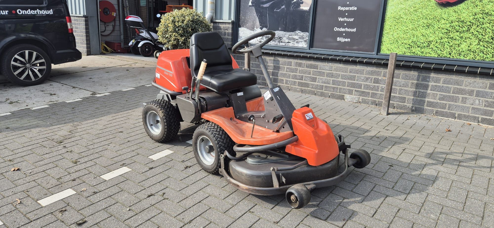 Nette Husqvarna Rider 155 Zitmaaier te koop!