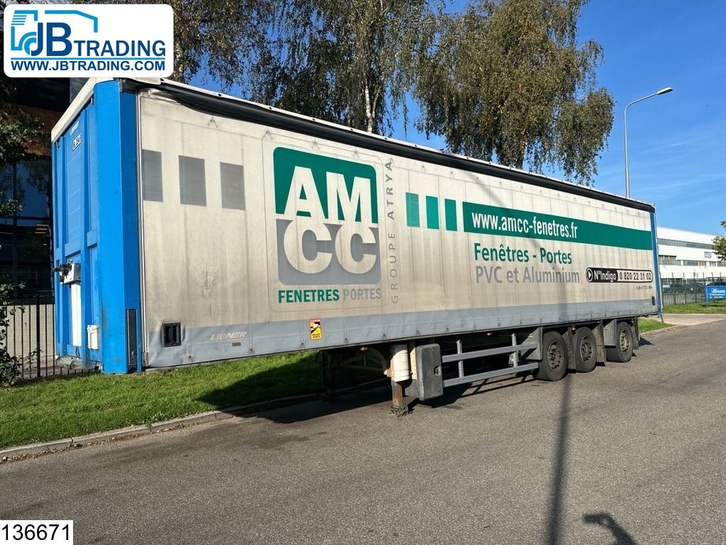 Schmitz Tautliner Lift axle