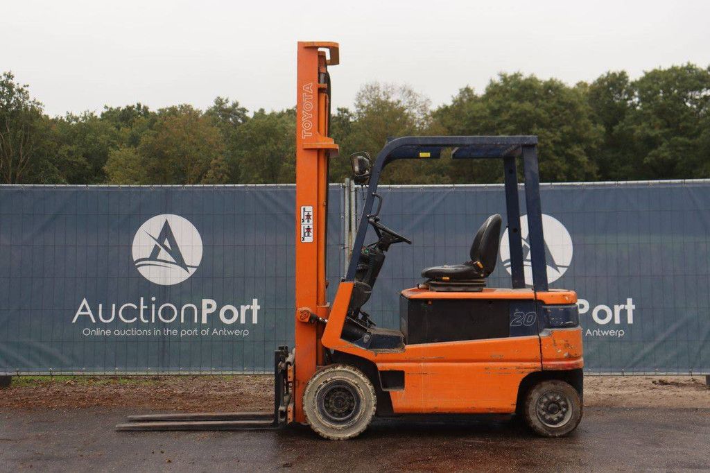 Toyota 20 Elektrogabelstapler, 2000 kg, 4,5 m