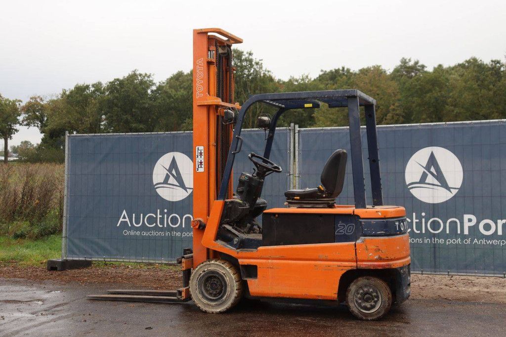 Toyota 20 Elektrogabelstapler, 2000 kg, 4,5 m