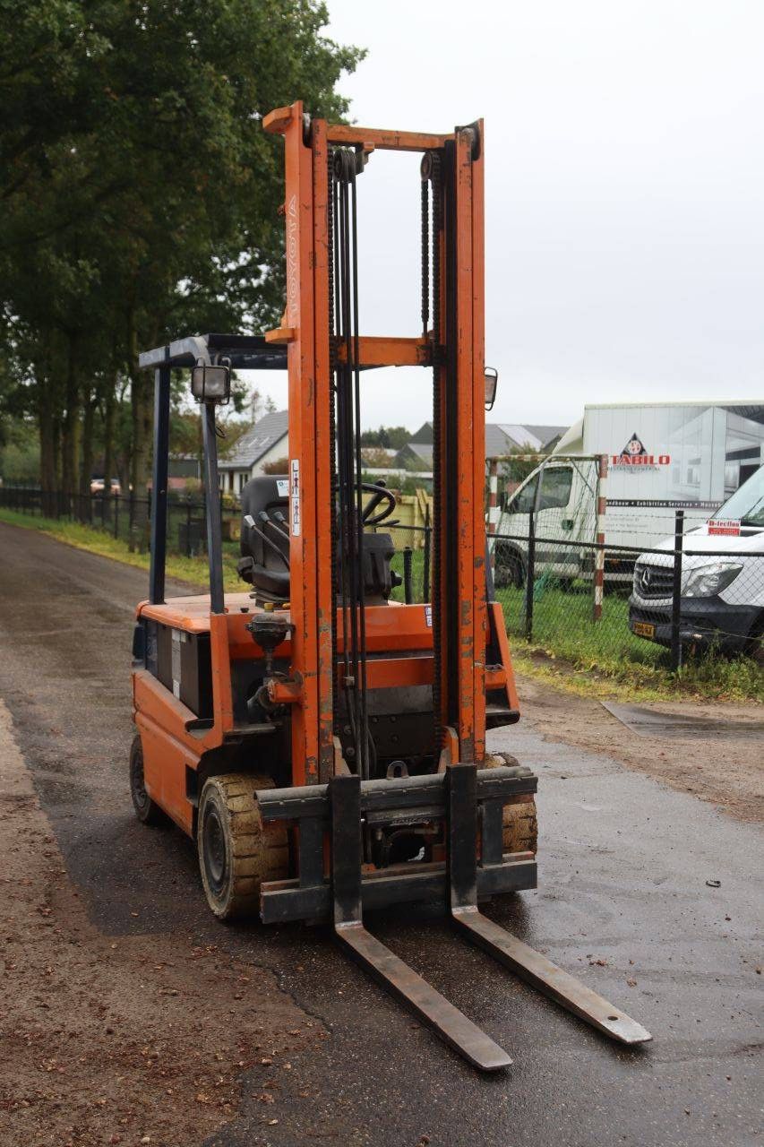 Toyota 20 Elektrogabelstapler, 2000 kg, 4,5 m