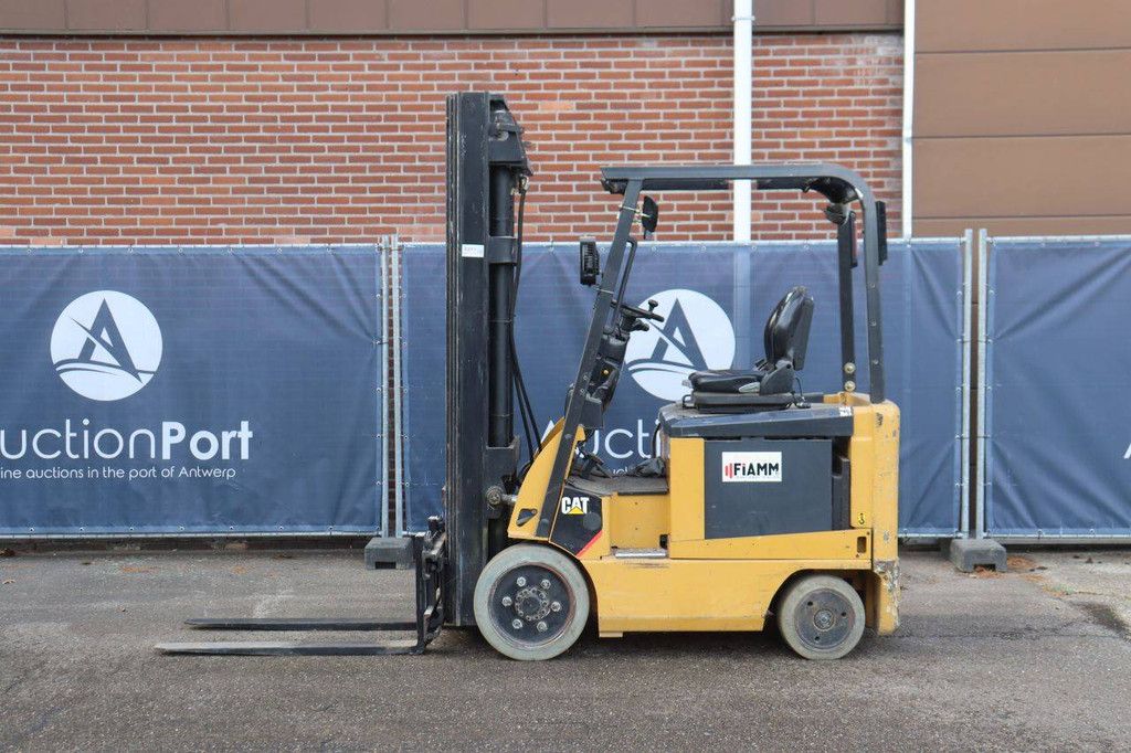 Caterpillar EC25NY-AC Electric Forklift 2500kg 4.8m 2009