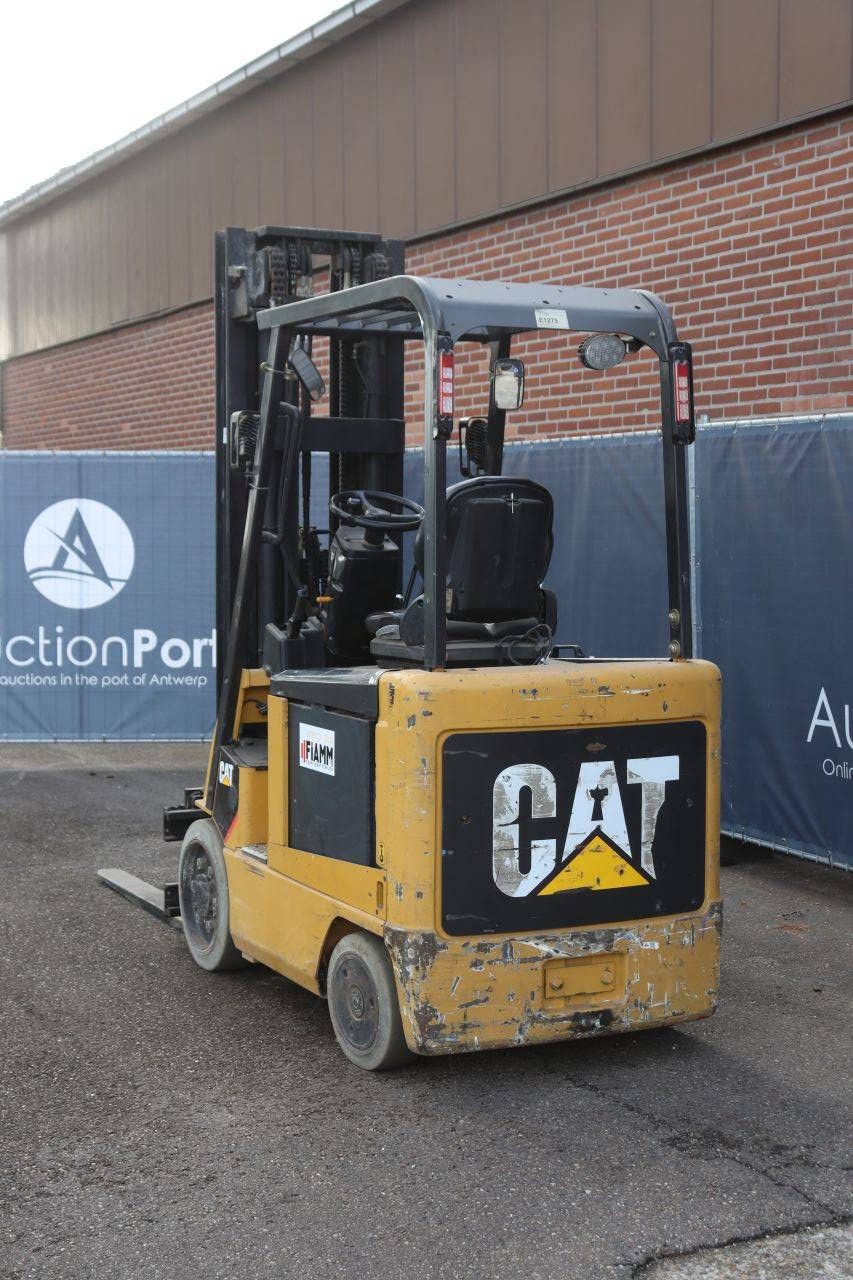Caterpillar EC25NY-AC Electric Forklift 2500kg 4.8m 2009