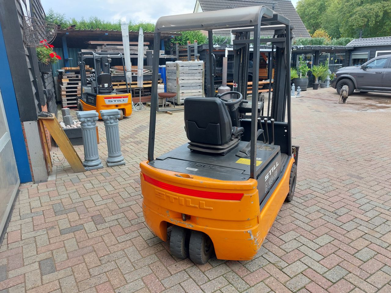 Still R20-16 triplex sideshift
