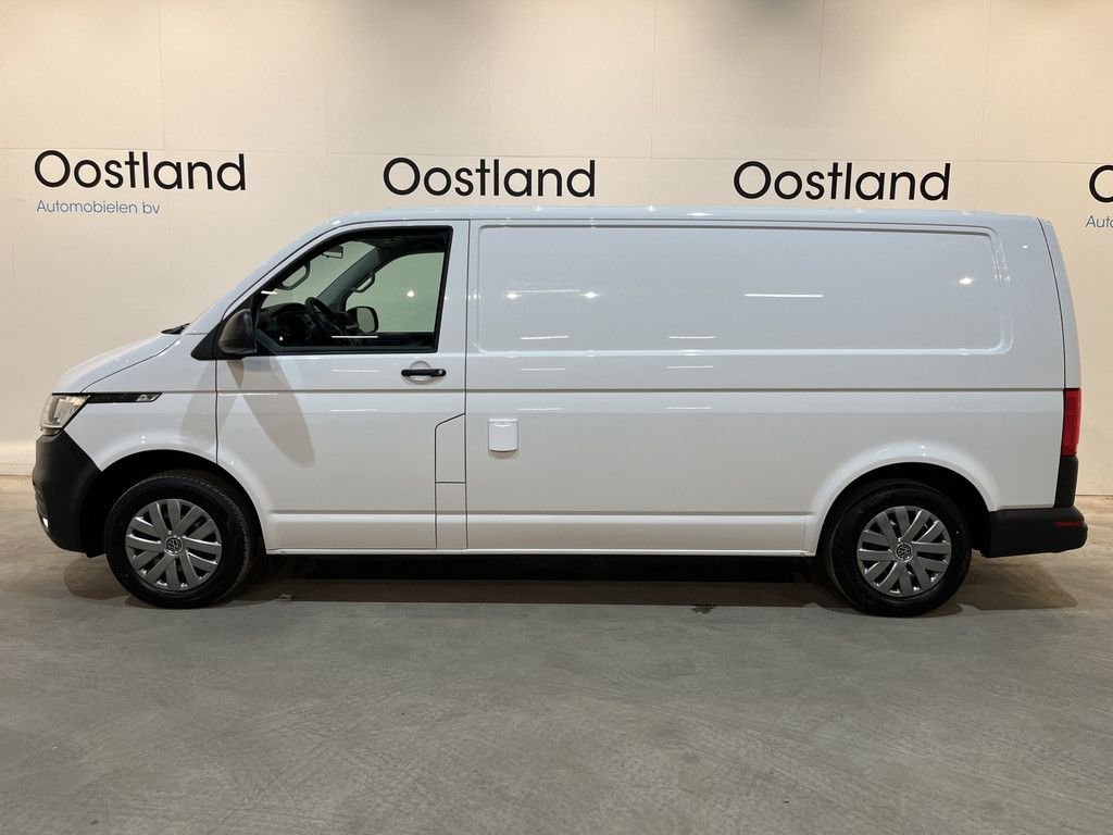 Volkswagen Transporter 2.0 TDI L2H1 4Motion 4X4 150 PK Servicebus / Sortimo Inrichting / Euro 6 / 220V. / Airco / CarPlay / Camera / Trekhaak / Cruise Control / Navigatie / Klep