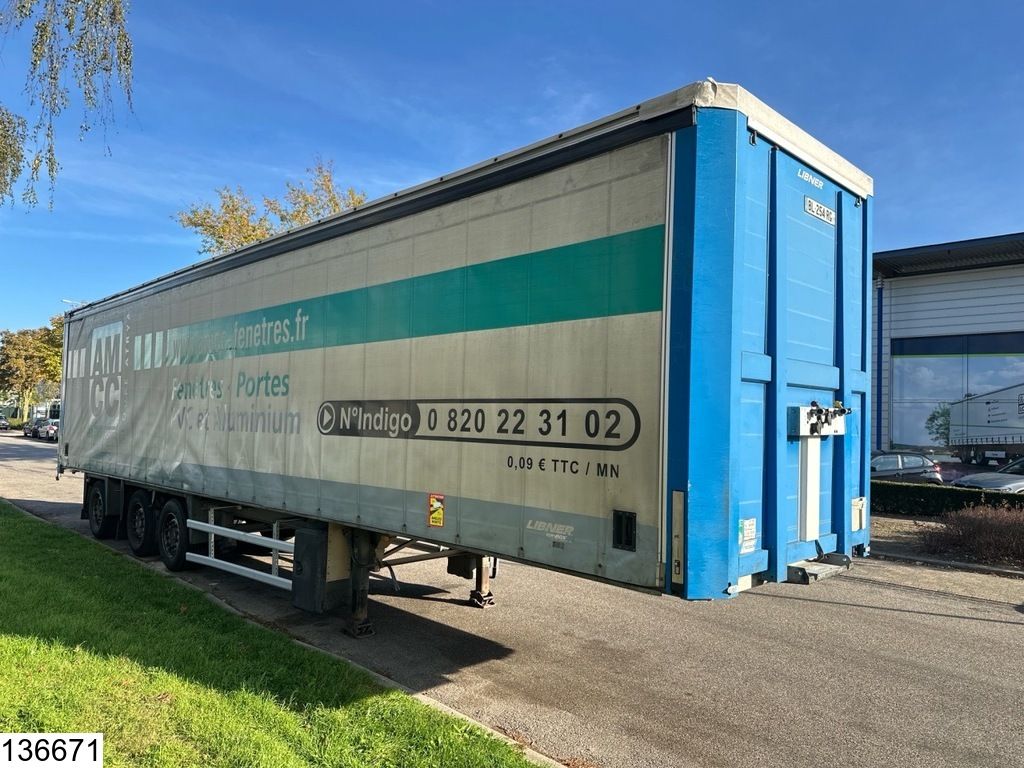 Schmitz Tautliner Lift axle