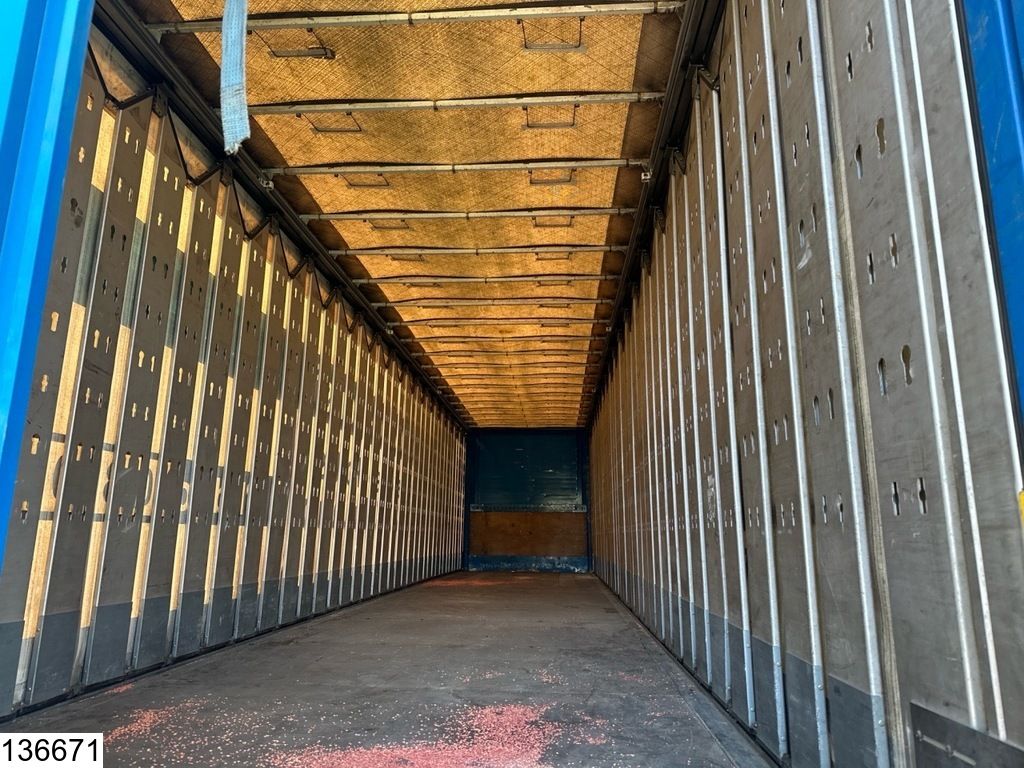 Schmitz Tautliner Lift axle