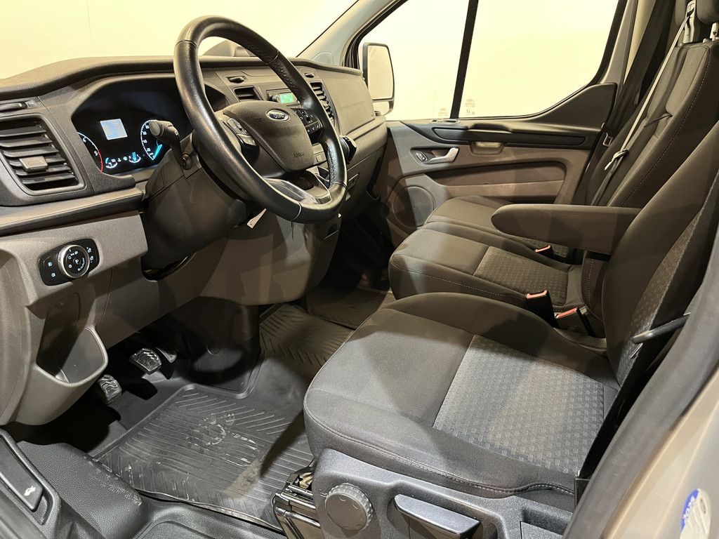 Ford Transit Custom 300 2.0 TDCI L2H1 Trend 130 PK / Servicebus / Sortimo Inrichting / Euro 6 / Airco / Cruise Control / PDC / Klep / 3-Zits