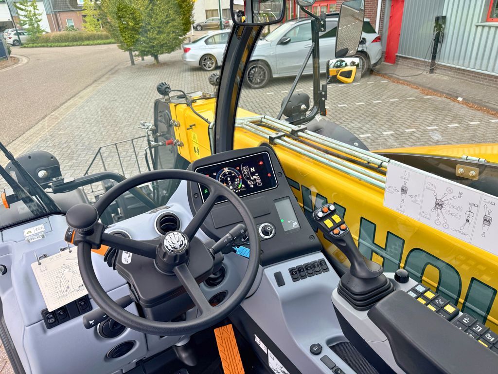 New Holland TH7.37 Plus