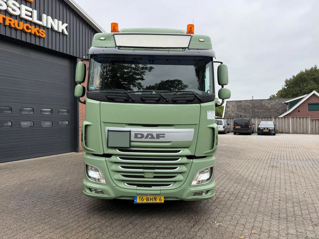 DAF XF 440 6x2 FTG Space Cab Standairco NL Truck
