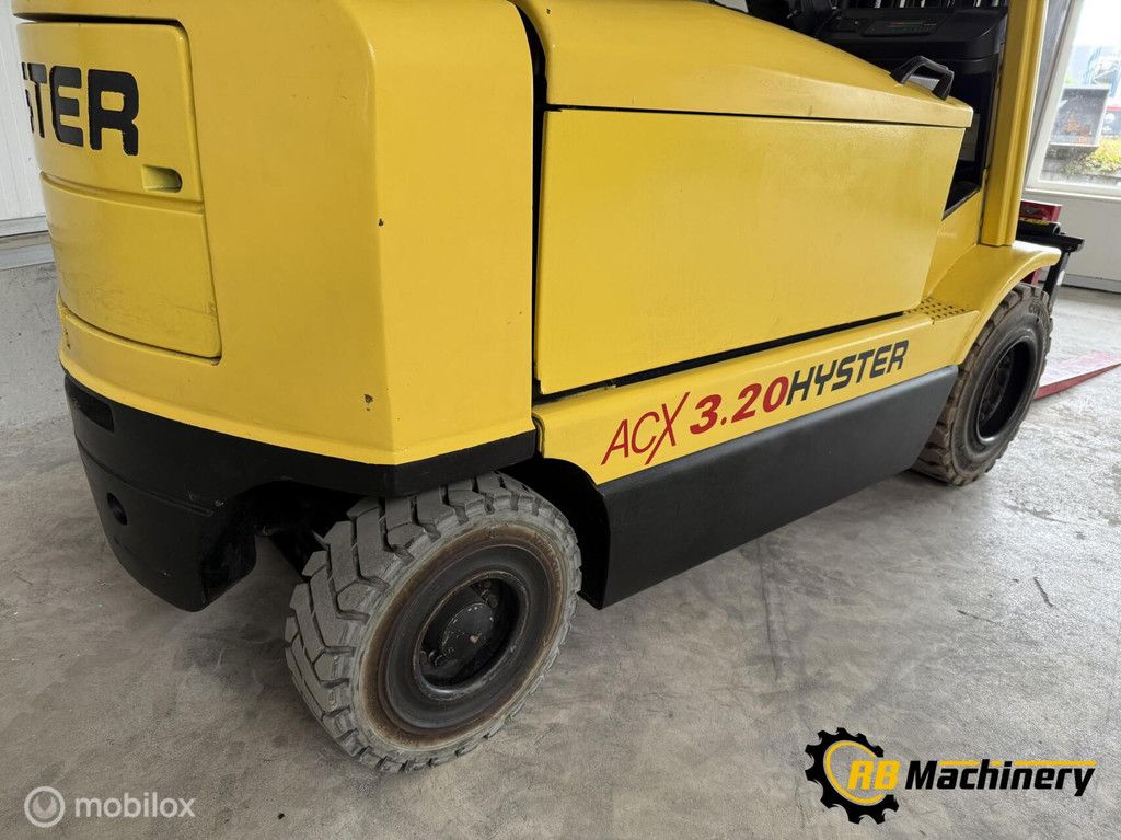 Hyster J3.20XM-861