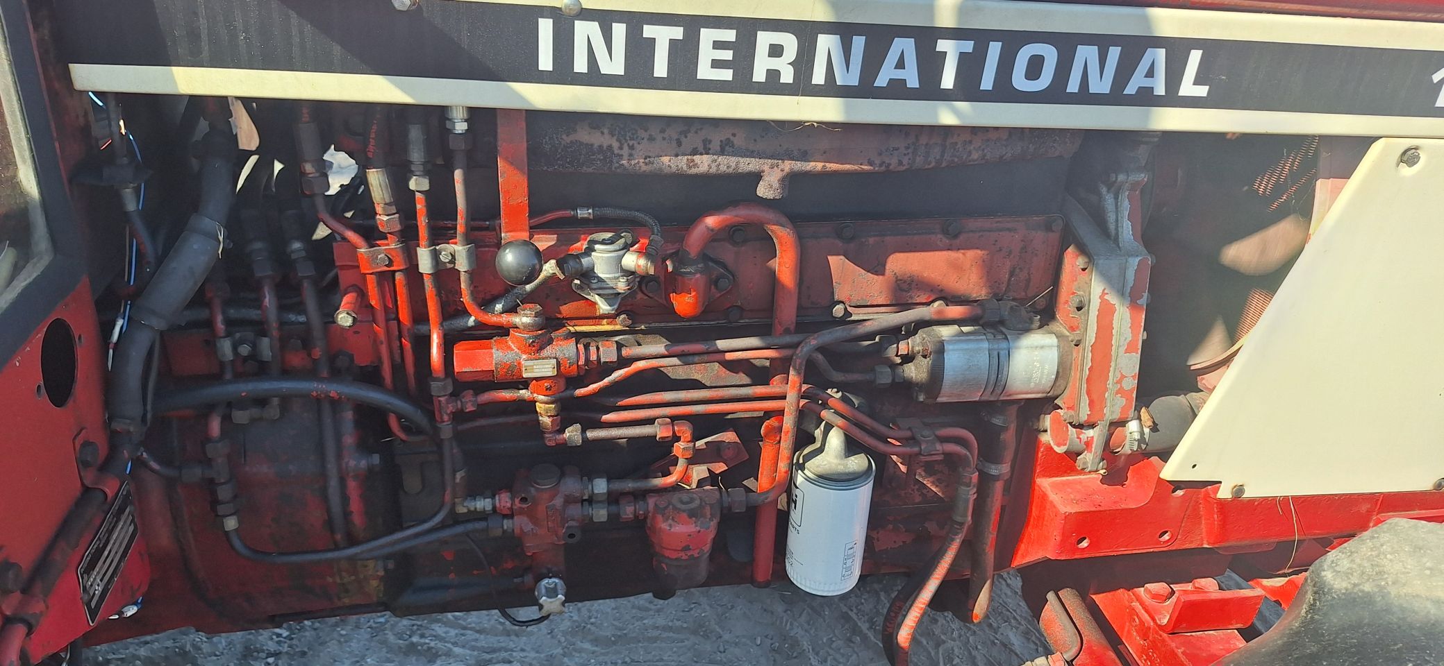 International 1055