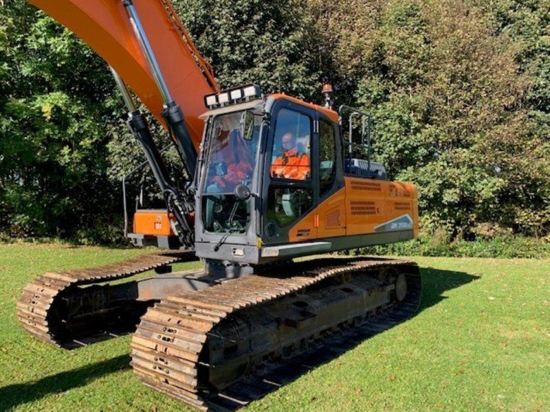 Doosan DX350LC-7