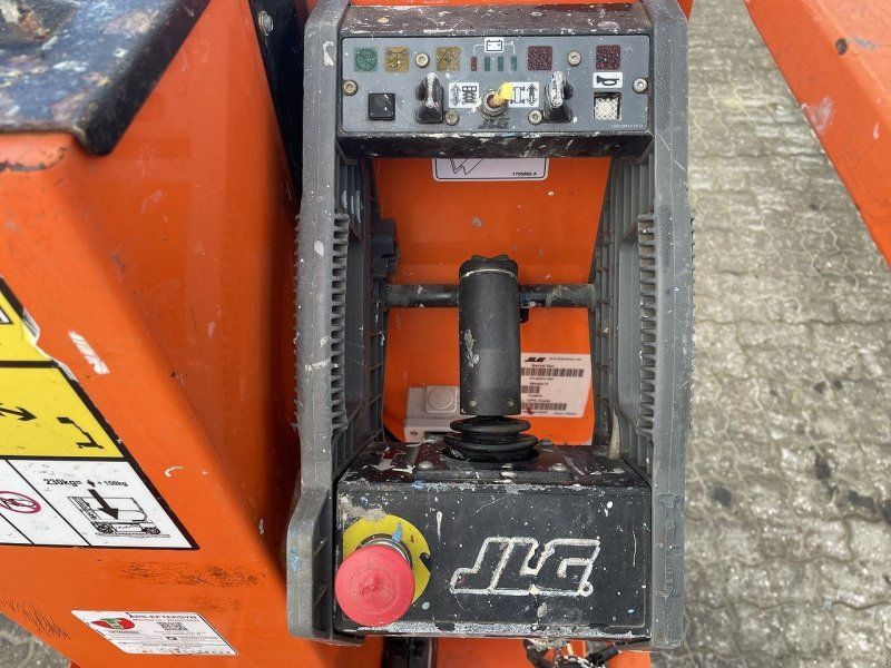 JLG 1230ES