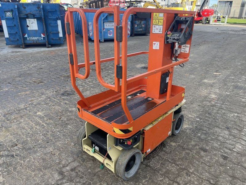 JLG 1230ES