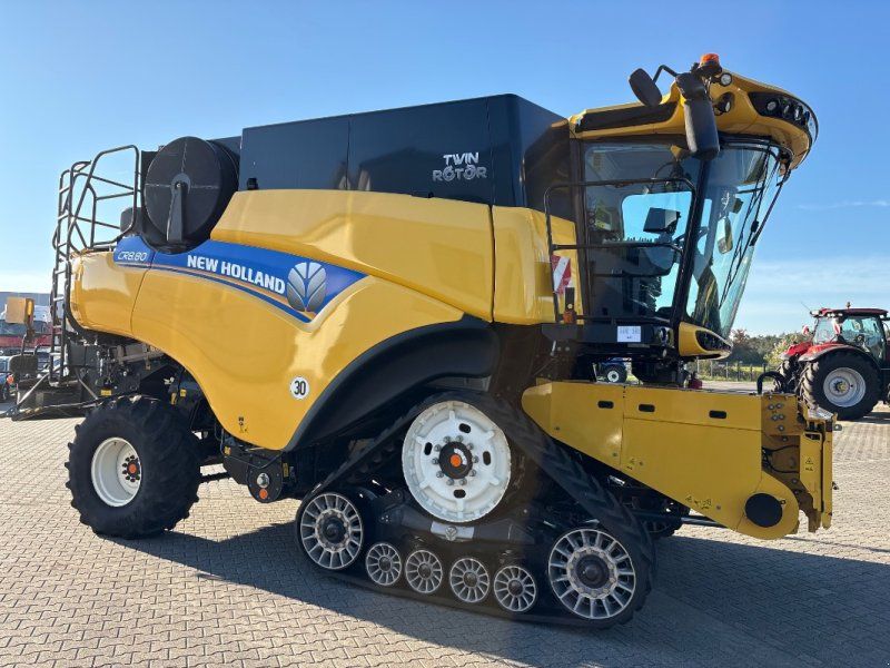 New Holland CR 8.80
