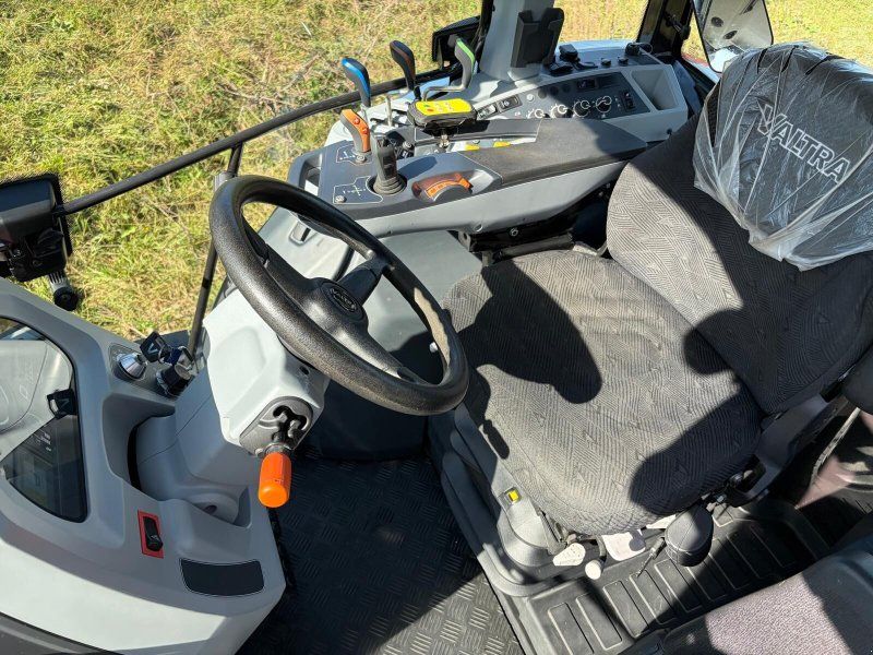Valtra G135 A K1627